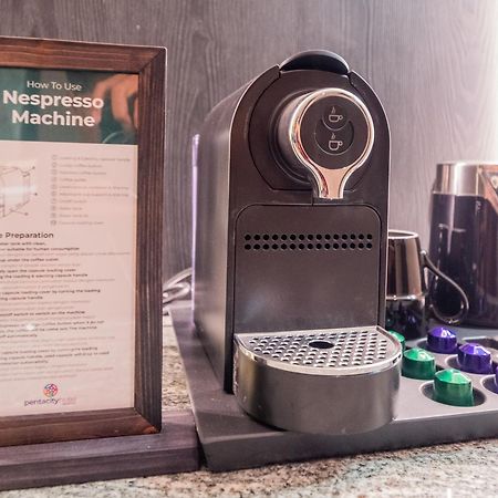 Pentacity Hotel Balikpapan מראה חיצוני תמונה