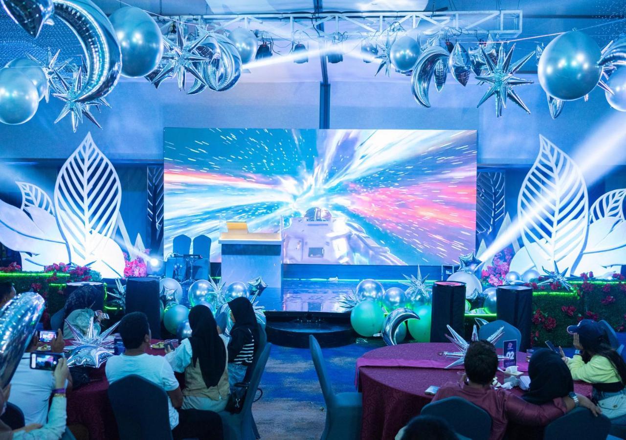 Pentacity Hotel Balikpapan מראה חיצוני תמונה