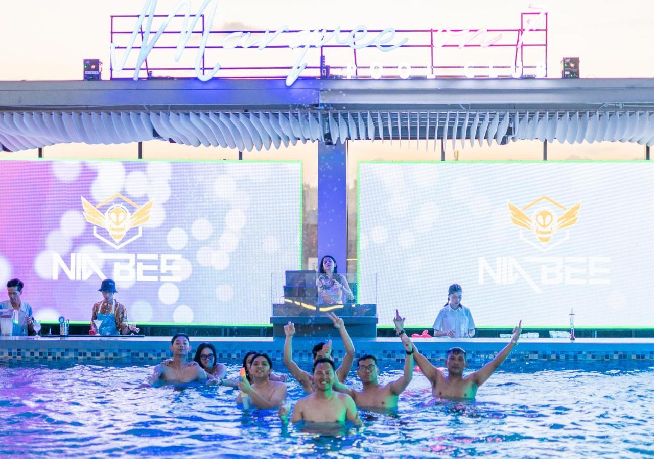 Pentacity Hotel Balikpapan מראה חיצוני תמונה
